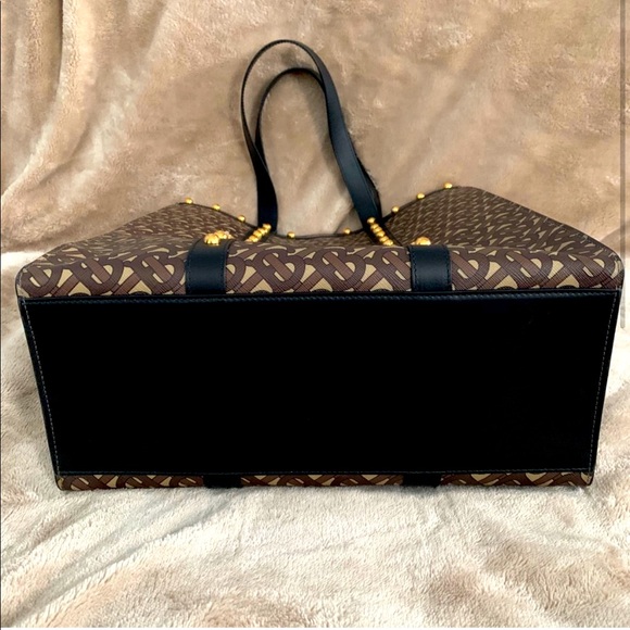 Authentic Burberry Monogram Print You-Canvas Tote - Picture 3 of 4